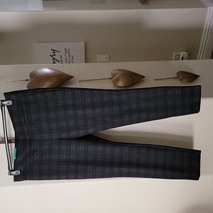 Dalia Mid Rise Narrow Leg Tummy Panel Built-In Pull-On Pants Black Plaid sz XL